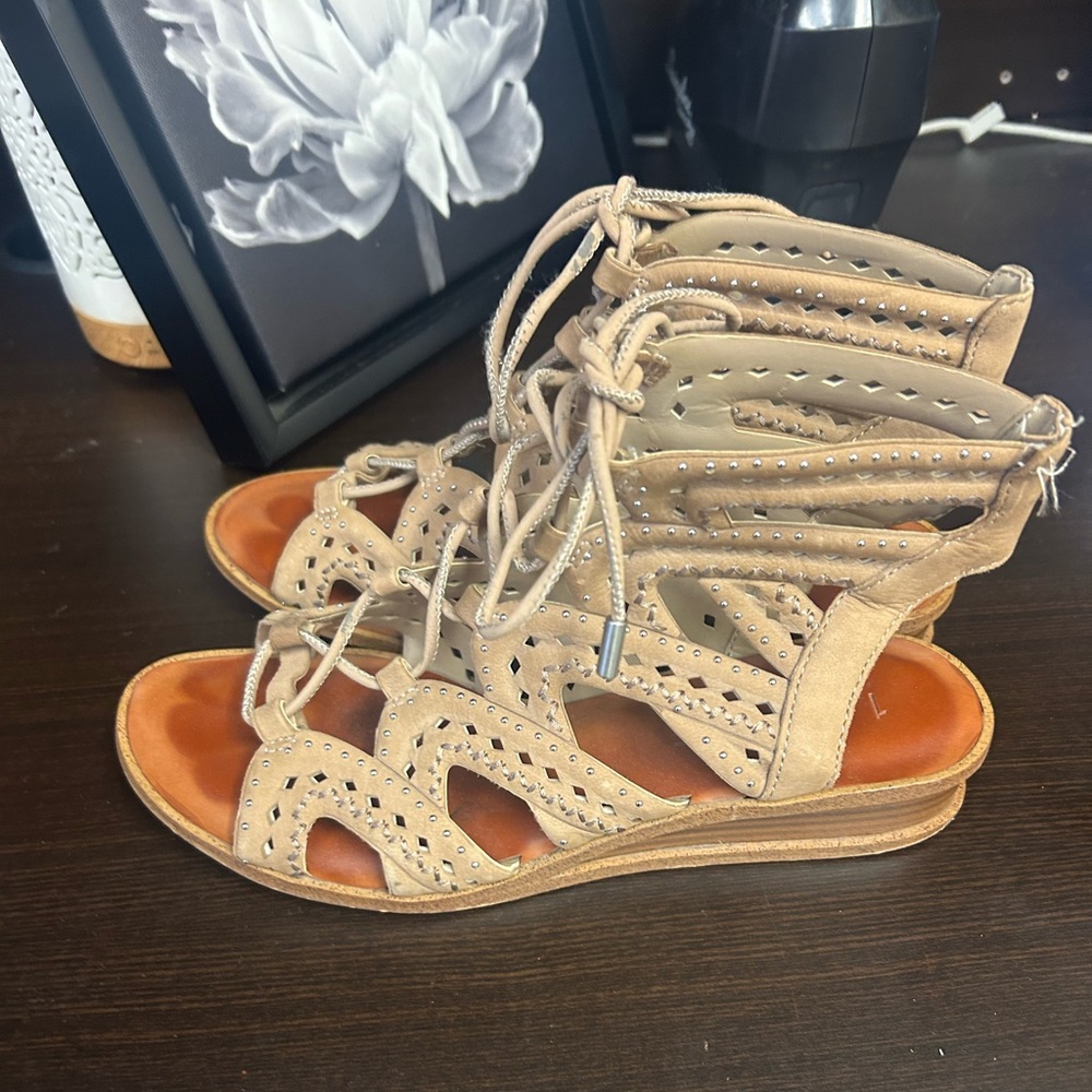 50%offw❤️ 1. State Maygan Mini Wedge Sandal gladiator  Size 6.5 no tag S36